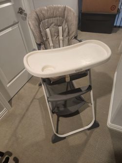 Graco Slim Stacker Highchair with one hand fold, adjustable recline