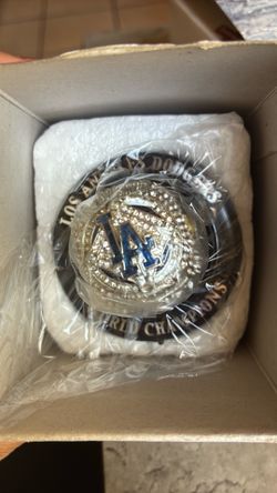 Dodgers replica ring 2020 and stadium