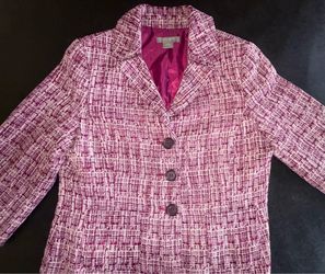 Size medium women’s