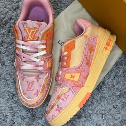 Lv Shoe Size 9