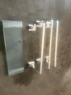 Floating Glass Shelf with Wall Brackets
