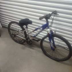 Trek 820 Bike