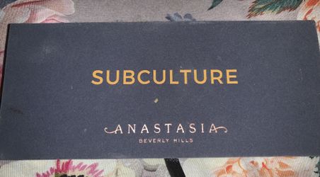 Anastasia Subculture palette