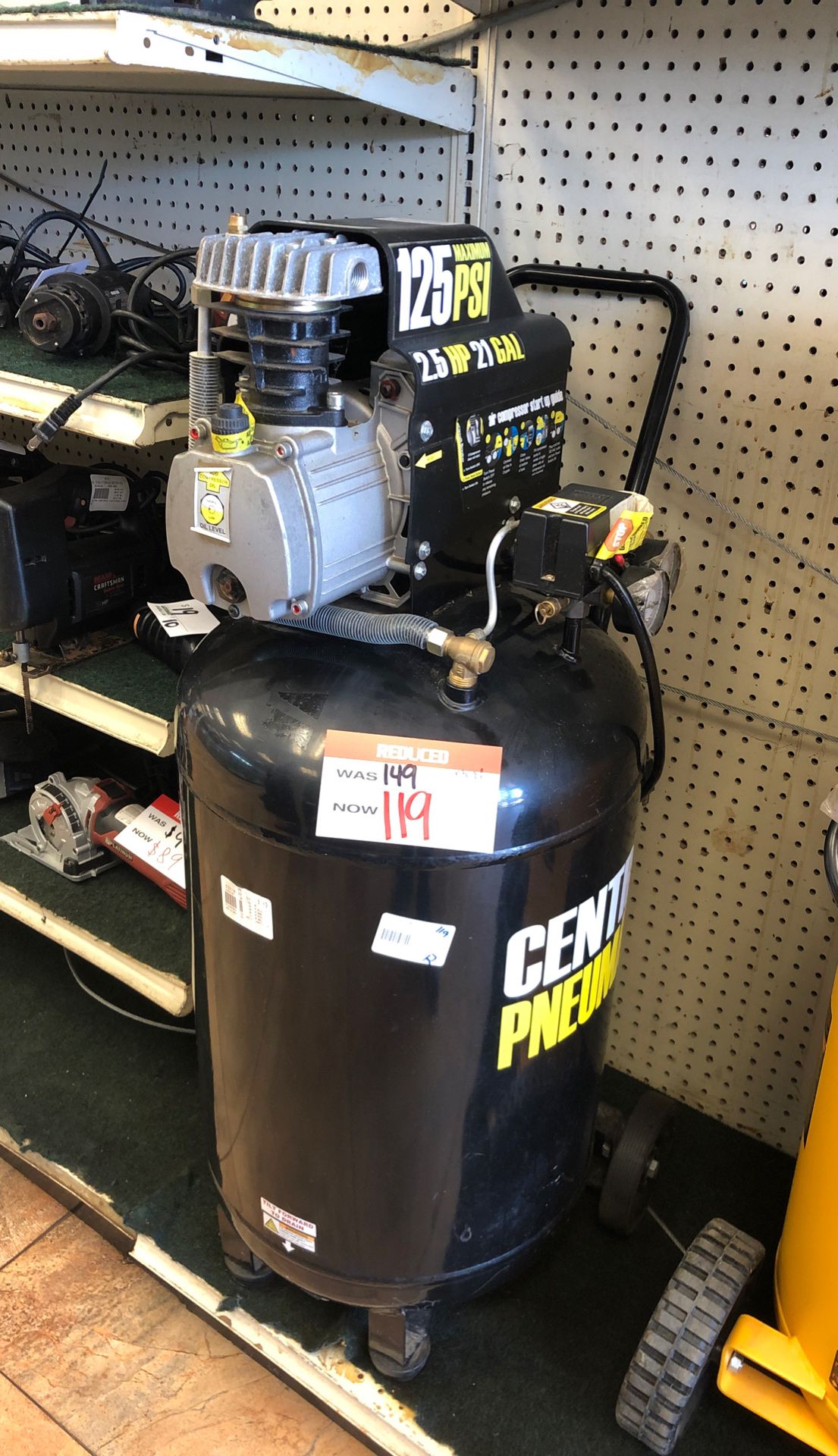 Central Pneumatic Air Compressor 21 Gallon