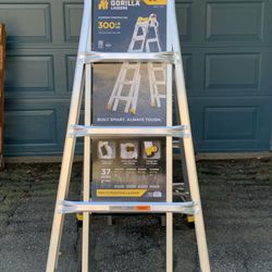 Gorilla Ladders 26 ft. Reach Aluminum Multi-Position Ladder w/ Project Bucket, Tool Hangers, 300 lbs. Load Capacity, Type 1A Duty Rating