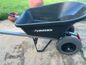 Wheelbarrow/carretilla