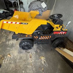 Electric Dump Truck