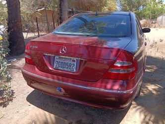 2004 Mercedes-Benz E-Class