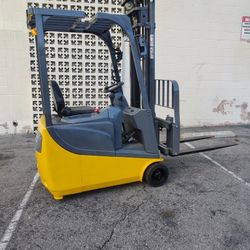 Forklift Electric 3000lbs