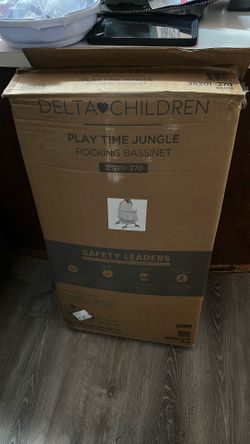 Delta Children Rocking Bassinet