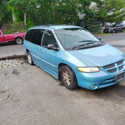 1999 Dodge Grand Caravan