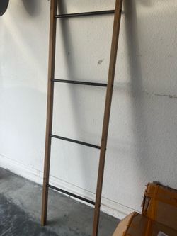 Decorative ladder