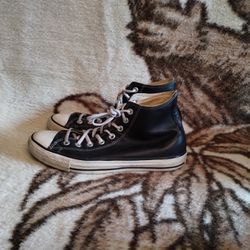 imperium tage medicin Berolige Converse Leather All Star Sneakers Size 8 1/2 for Sale in New Rochelle, NY  - OfferUp