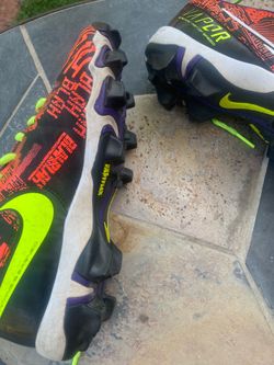 Nike Fastflex Football cleats - size 4.5 slightly worn