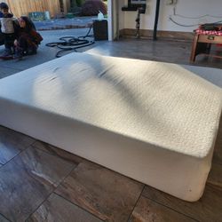 Memory FOAM Mattress 