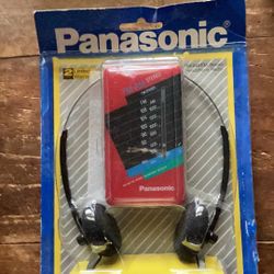 Vintage Brand New Panasonic Portable AN/FM Stereo Radio With Headphones