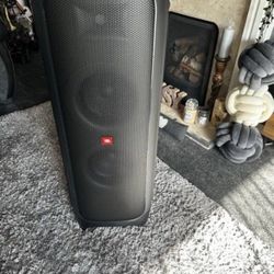 JBL Partybox 1000 