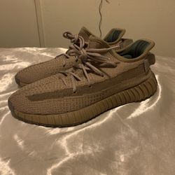 Adidas Yeezy Earth Size 10 Brand New ! $100.00