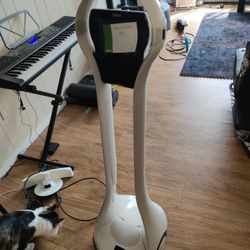 VGO - Telepresence Robot 