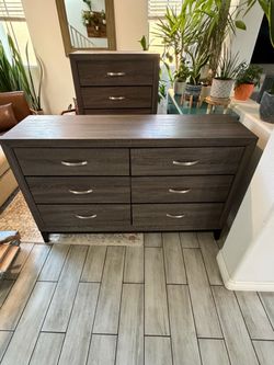 Bedroom set