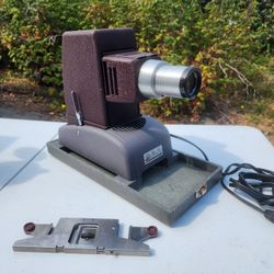 Delinascope Slide Projector