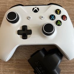 Xbox Wireless controller + Brook X One Adapter 