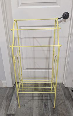 Shabby Chic Rack 
