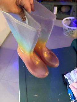 Girls Rainboots Rainbow size 1