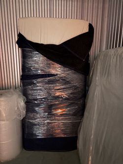 Twin mattress