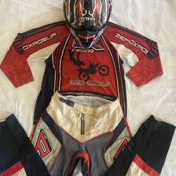 Suit And Helmet 