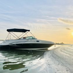 2005 Sea Ray Sundeck 240