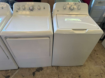 GE Top Load Washer & Dryer Set – Agitator, Clean, White