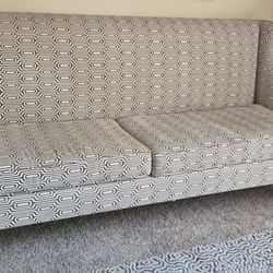 Free Couch 