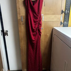 Size Small red elegant / prom Dress 