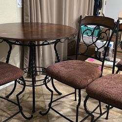 Dining Table With 4 Chairs