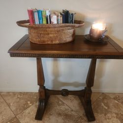Small Entryway Table & Chair