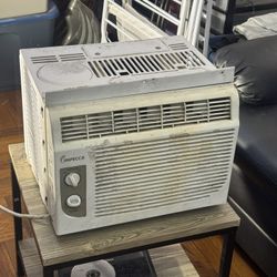 Used AC Window Air Conditioner IMPECCA 