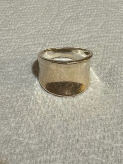 925 Sterling Silver Ring Size 7