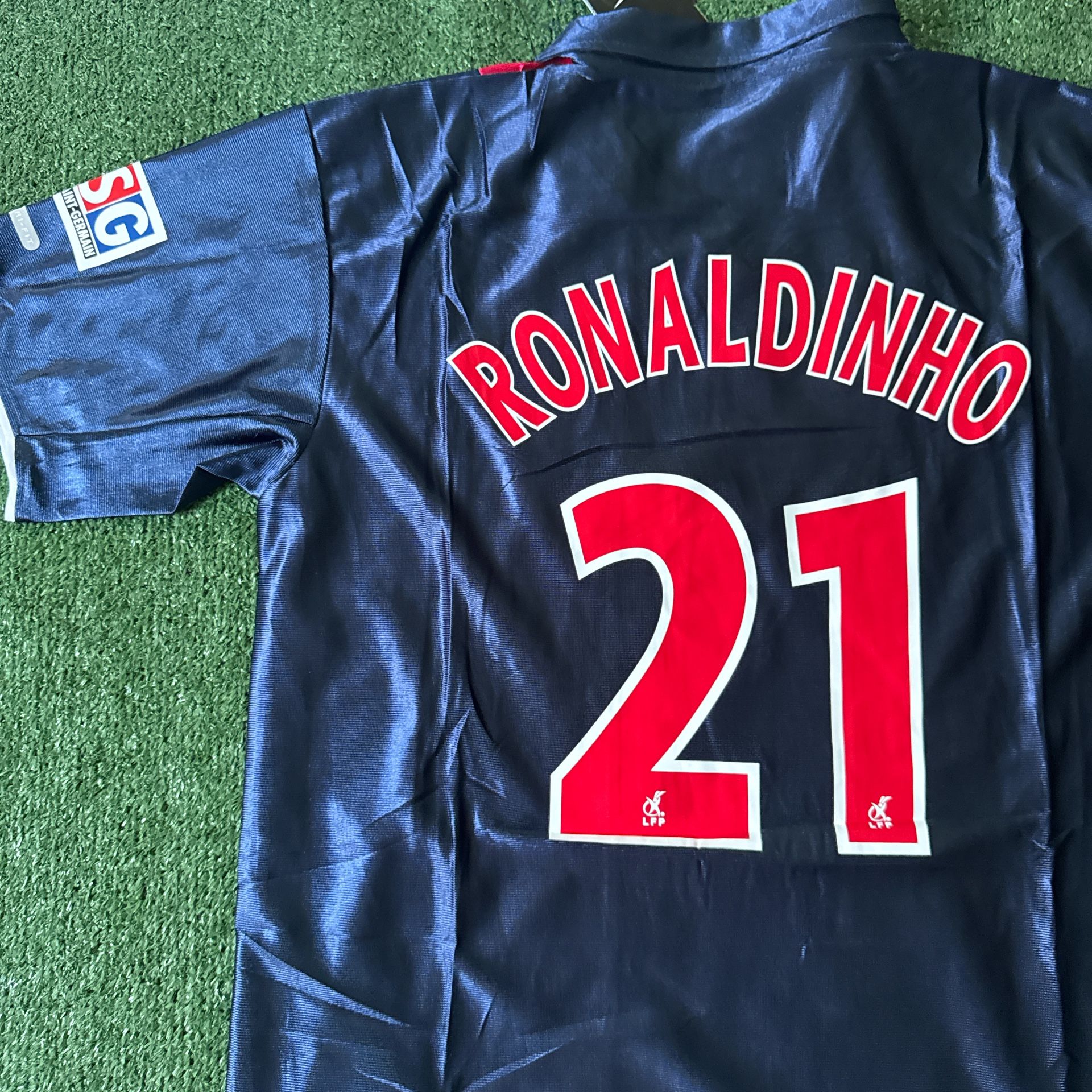Vintage PSG Ronaldinho #21
