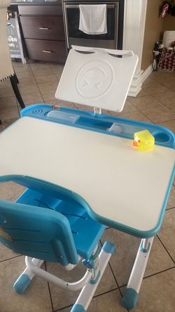 Kids table