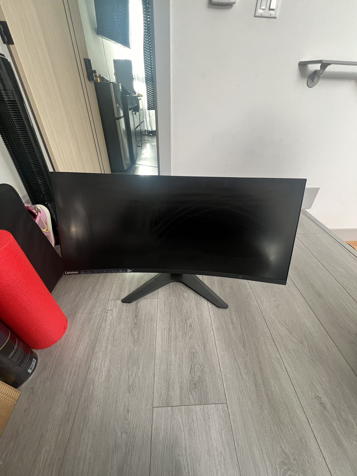 Lenovo 34” Curved Monitor