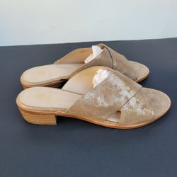 Isola Metallic Slide Sandals Size 8