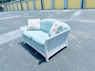 Charming High End Robb & Stucky Coastal Twin Sleeper Loveseat(Mattress Never Used)