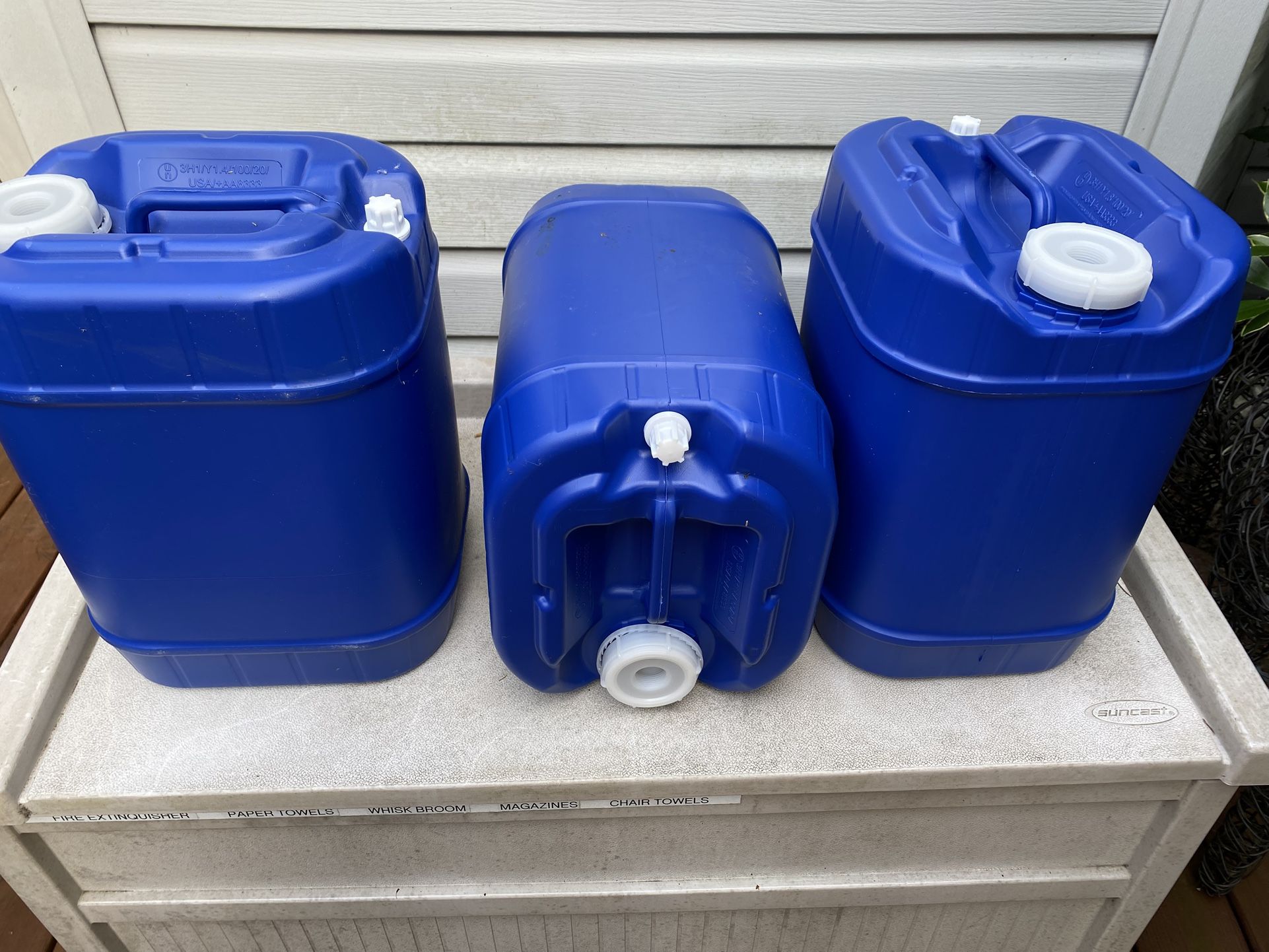 5 Gallon Emergency Water Storage Containers
