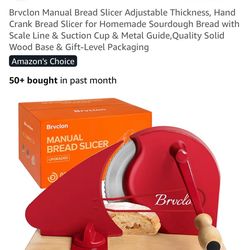 Manual bread slicer