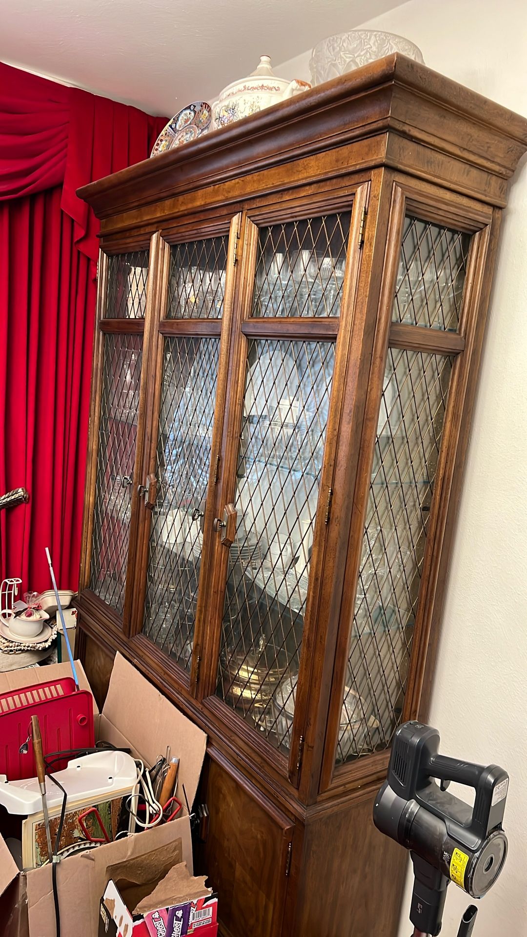 Fancy China cabinet
