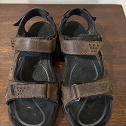 Keen Sandals.   Size 9.5