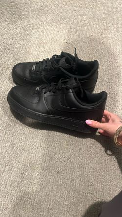 Black air force 1s