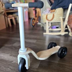 Kinderfeets Wooden Baby Toddler Scooter 