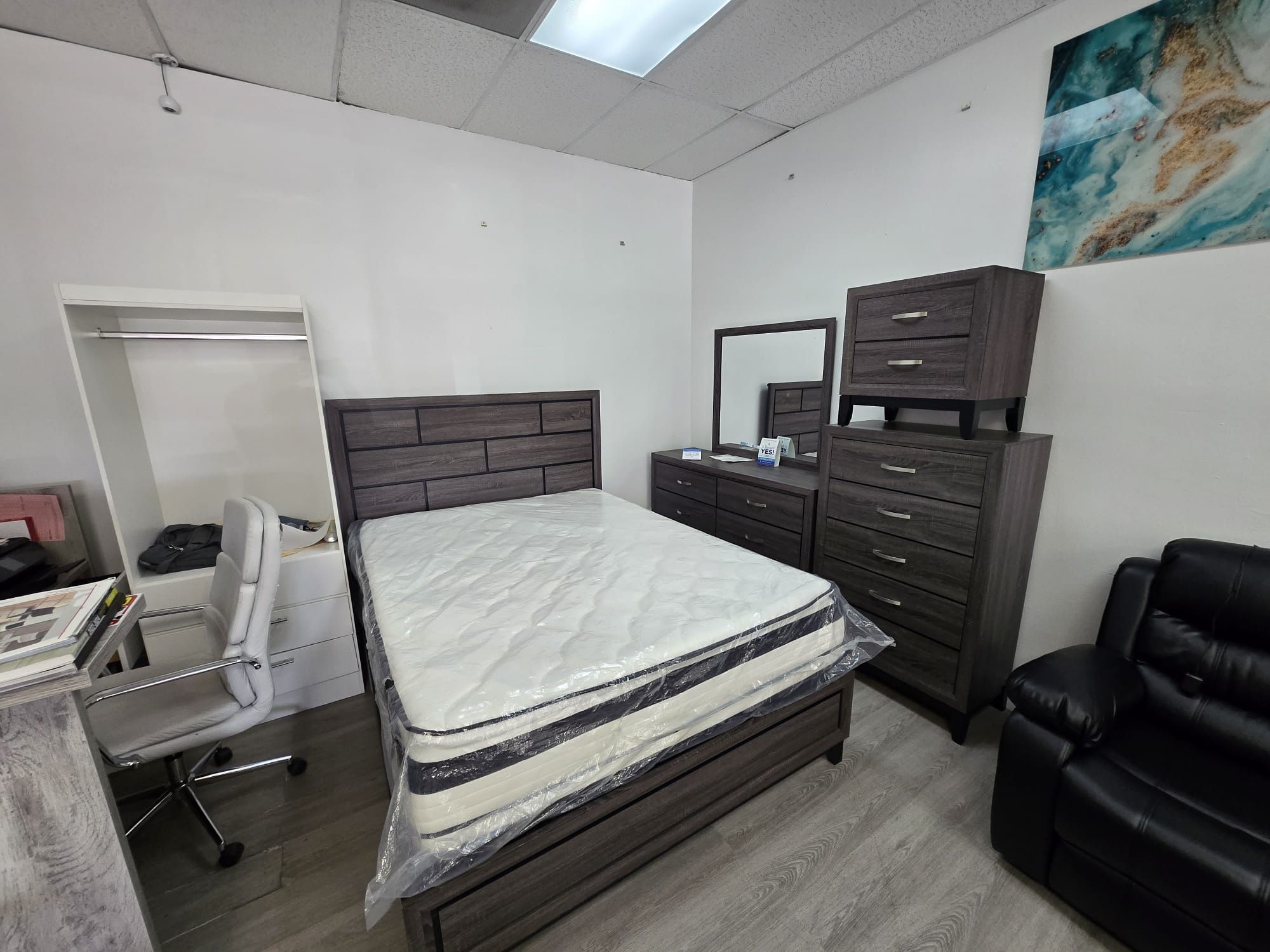 Bedroom Set - Juego De Cuarto